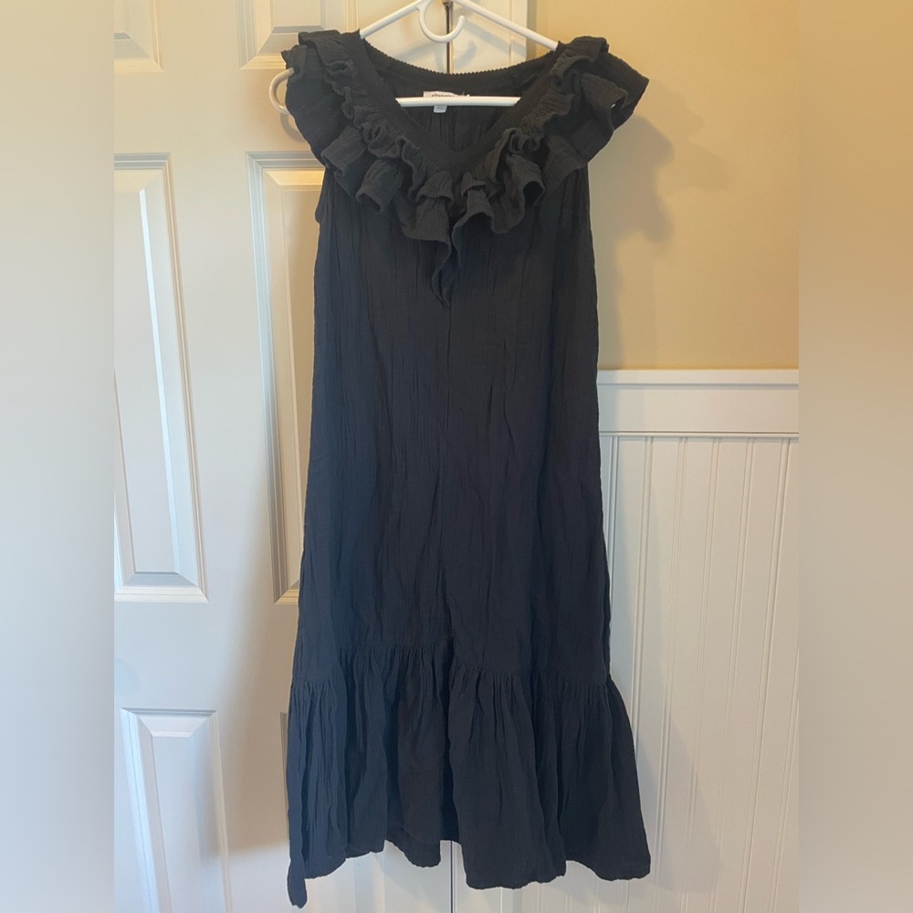 Women’s Chicos Black Sleeveless Dress, Size 4 (US)- (0- Chicos sizing)